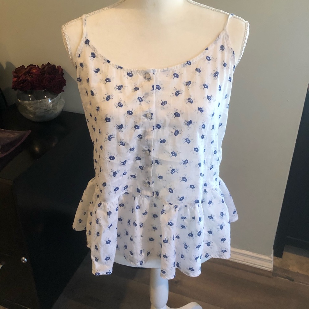 Old navy floral ❤️ blouse